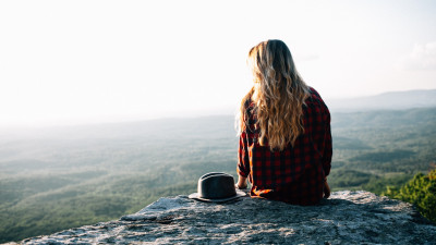 Lady admiring the natural view from Cheaha Mountains, USA