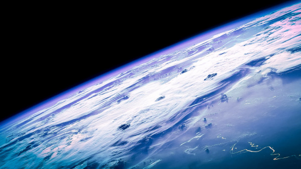 macOS X Earth Horizon
