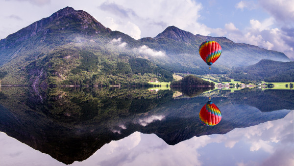 Fly in a hot air balloon