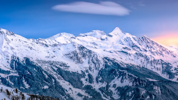 Alpine scenery from Kleine Scheidegg, Switzerland