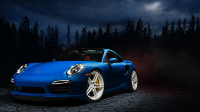 Porsche 911 blue