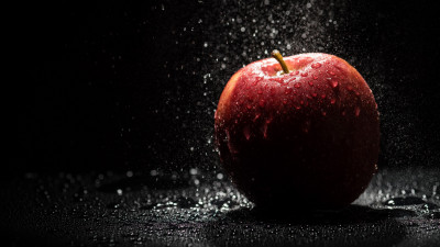 The apple, natural red apple