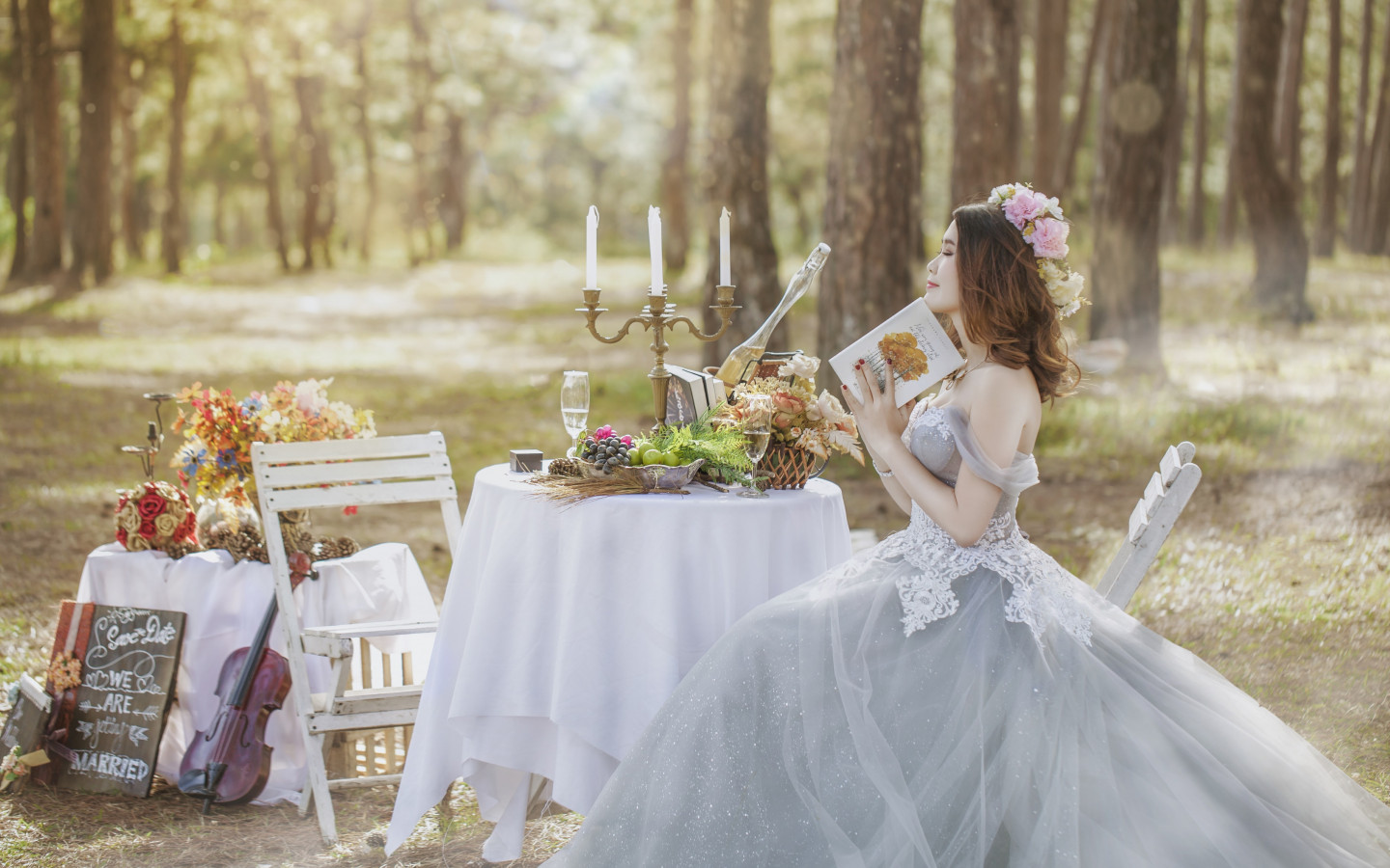 Bride in wedding outdoor scenery wallpaper 1440x900