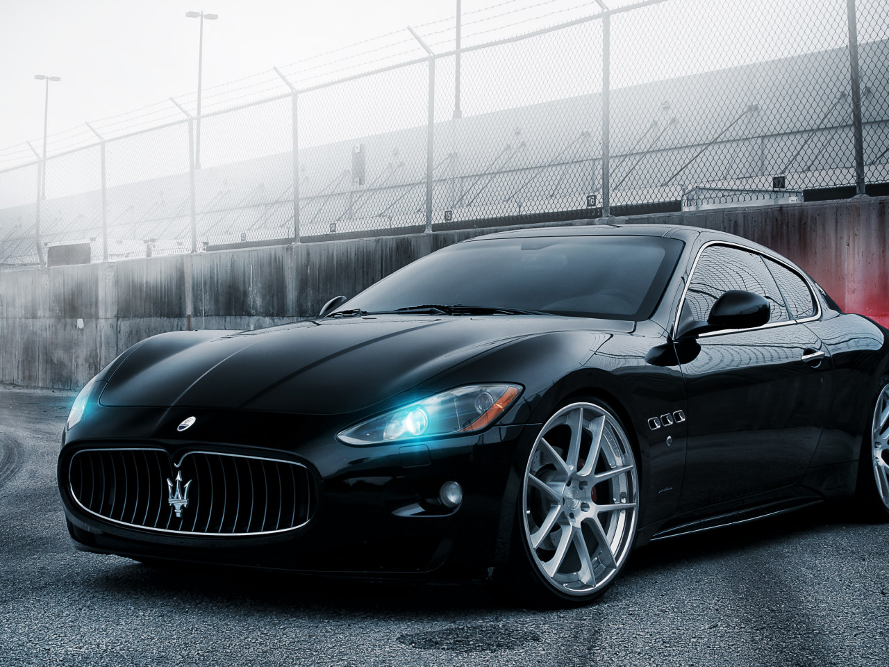 Maserati GT wallpaper 1280x960