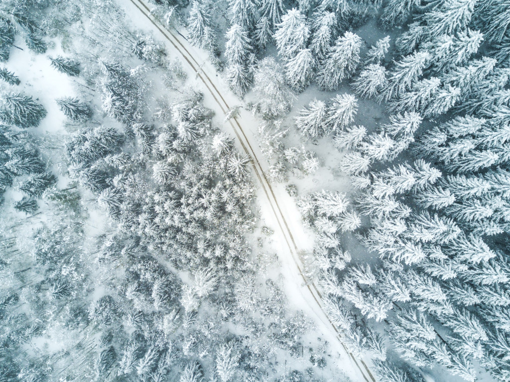 Aerial Winter landscape wallpaper 1024x768