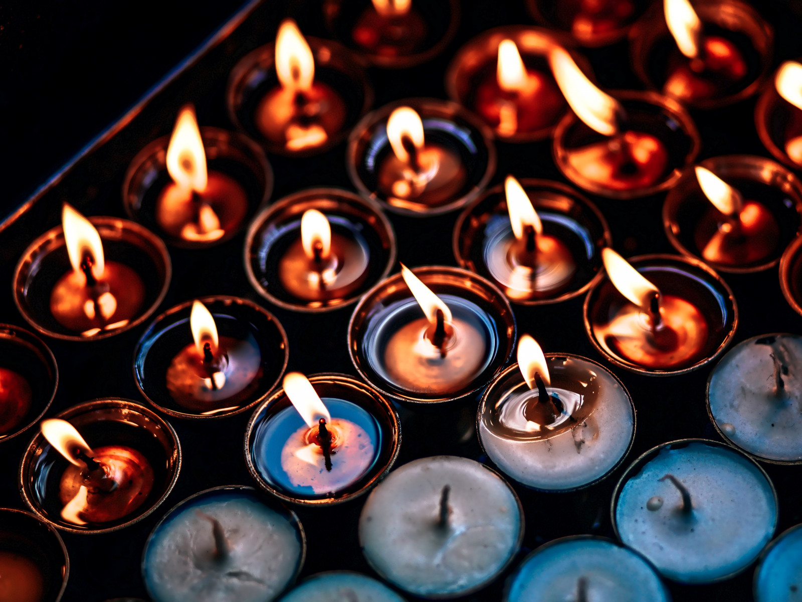 Candles wallpaper 1600x1200