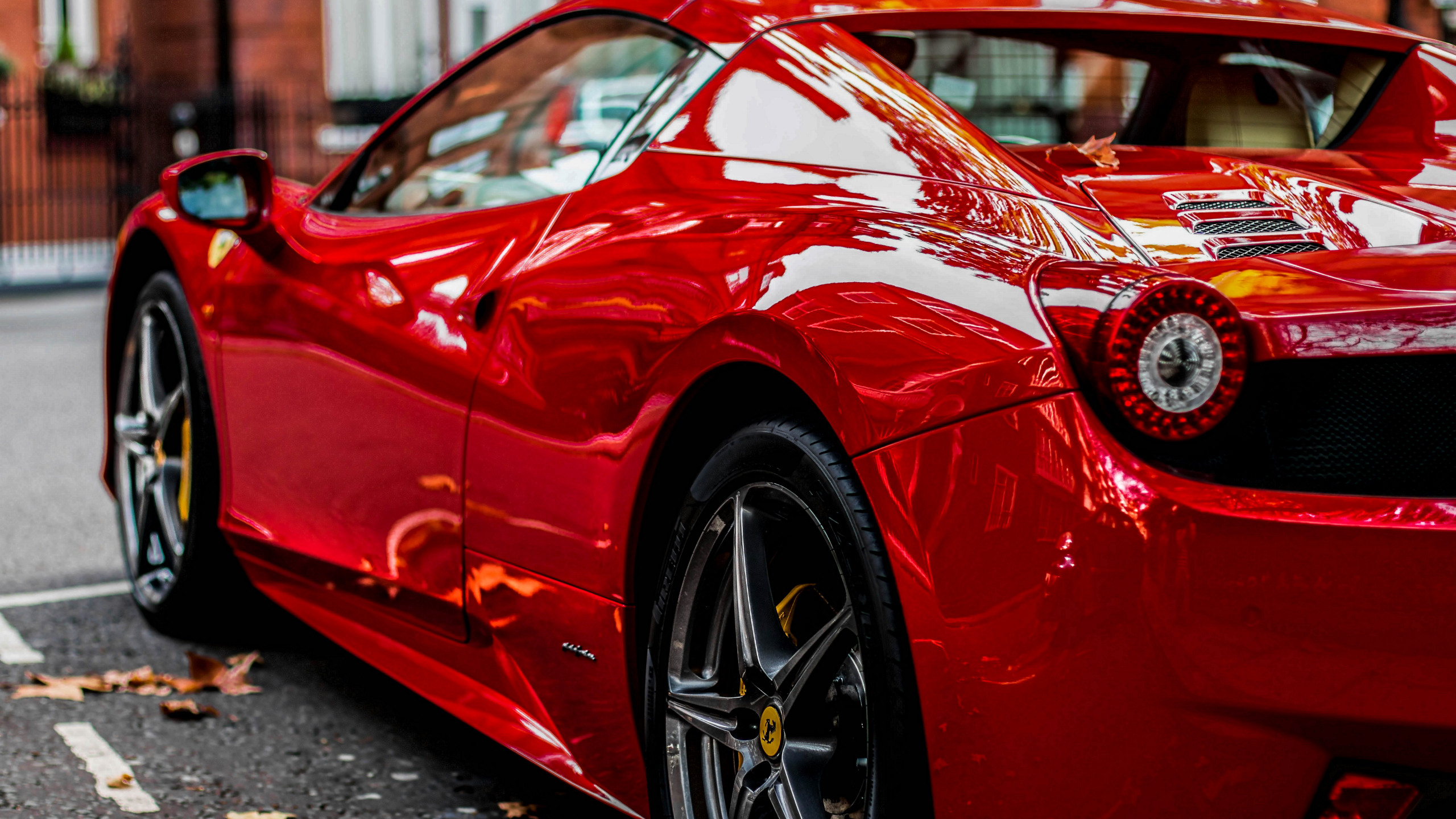 Red Ferrari wallpaper 2560x1440