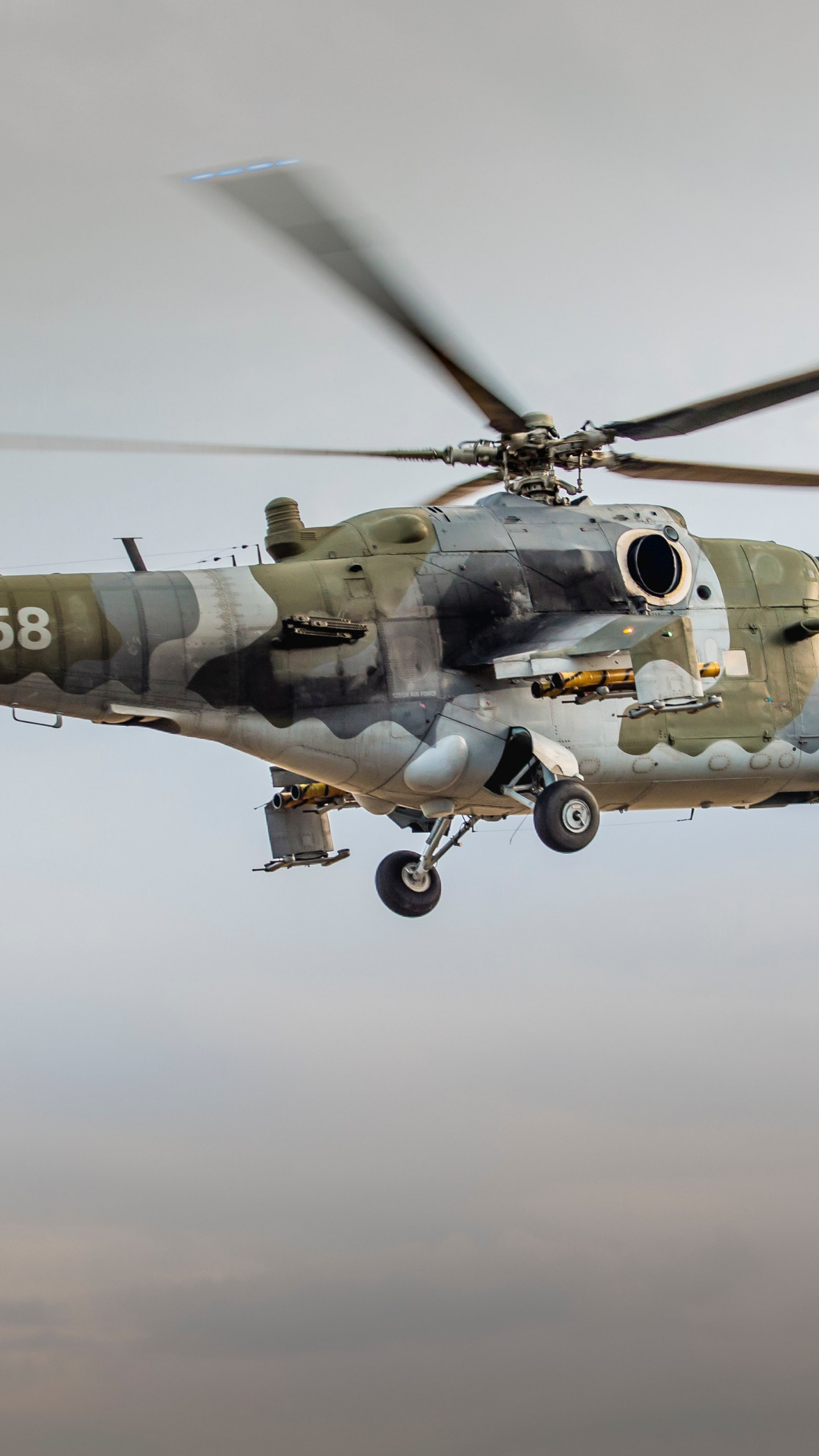 Military helicopter wallpaper 1440x2560