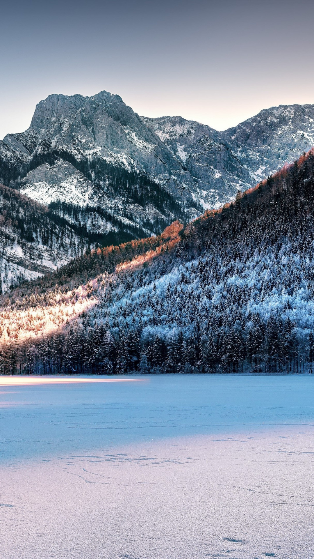 Dreamy Winter landscape wallpaper 1080x1920