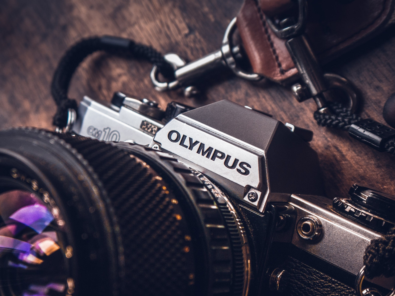Olympus OM 10 camera wallpaper 1280x960
