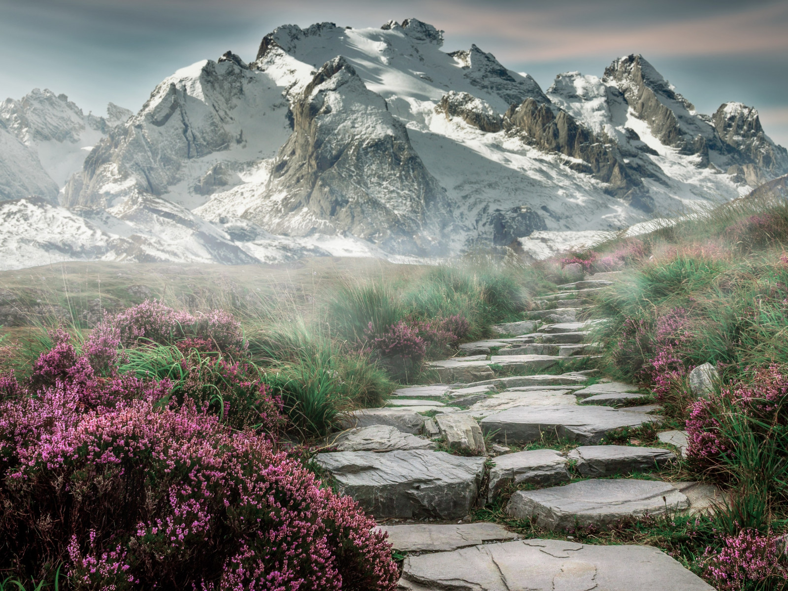 Surreal mountain landscape wallpaper 1280x960