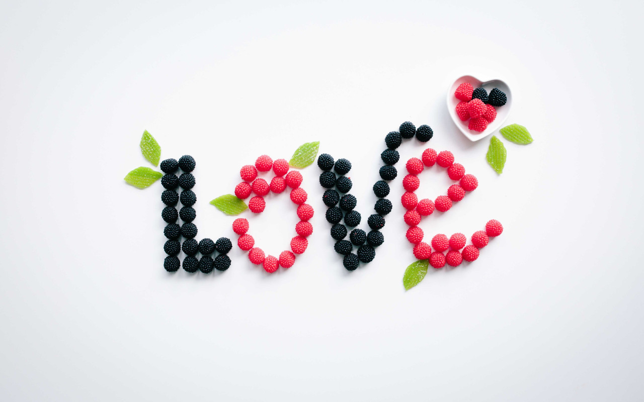 Love message with fruits wallpaper 1280x800