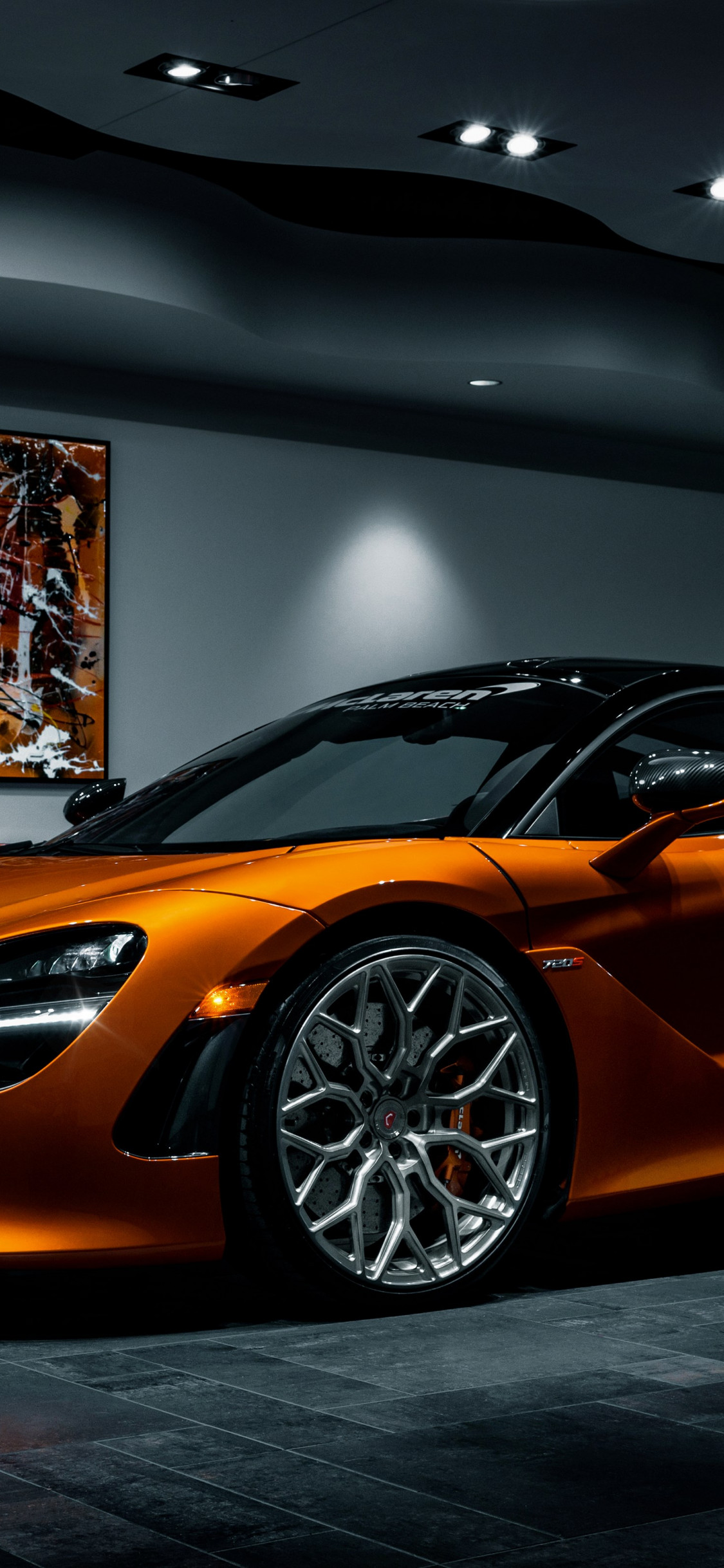 McLaren 720S wallpaper 1125x2436