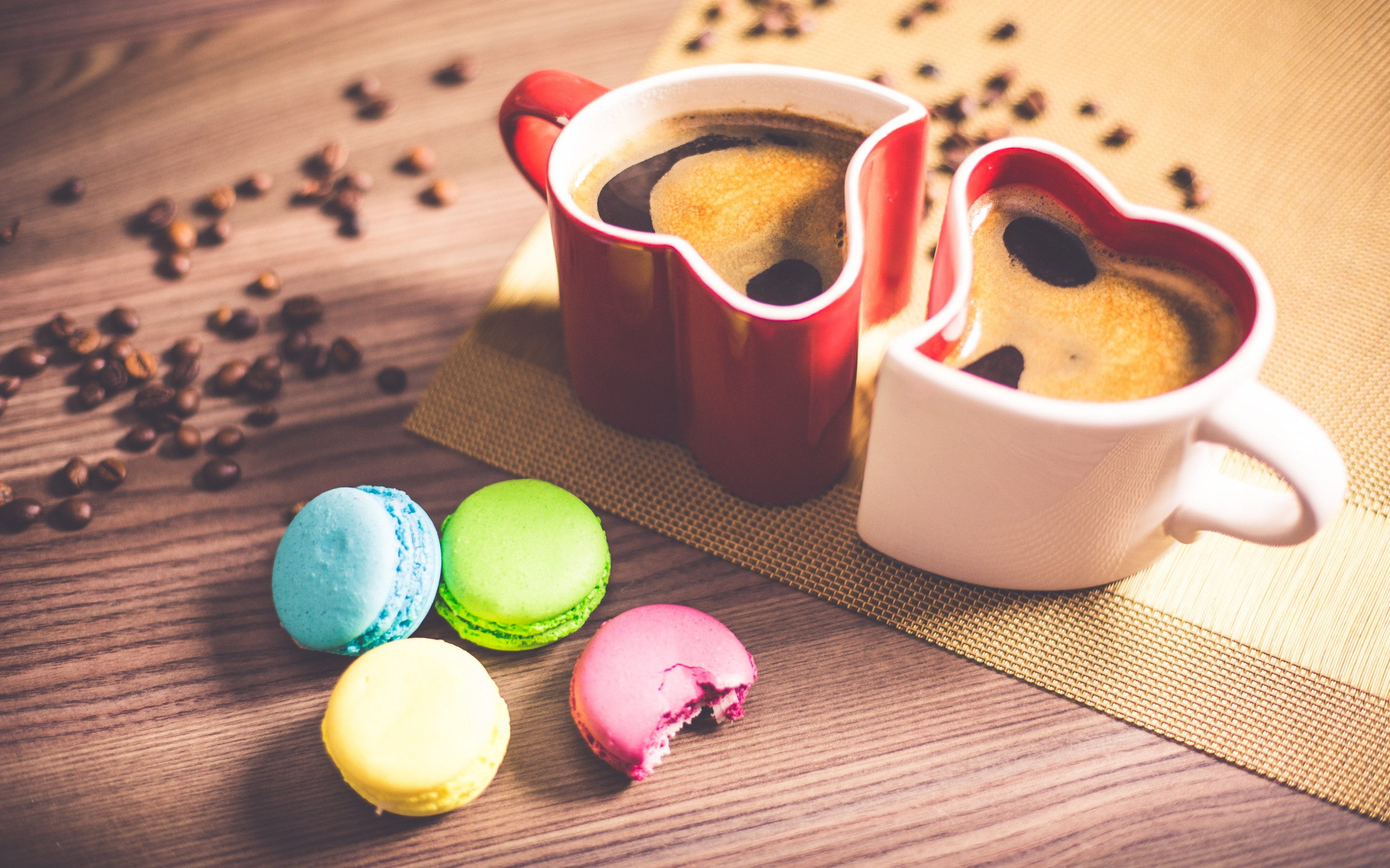 Coffee and macaroons wallpaper 2880x1800