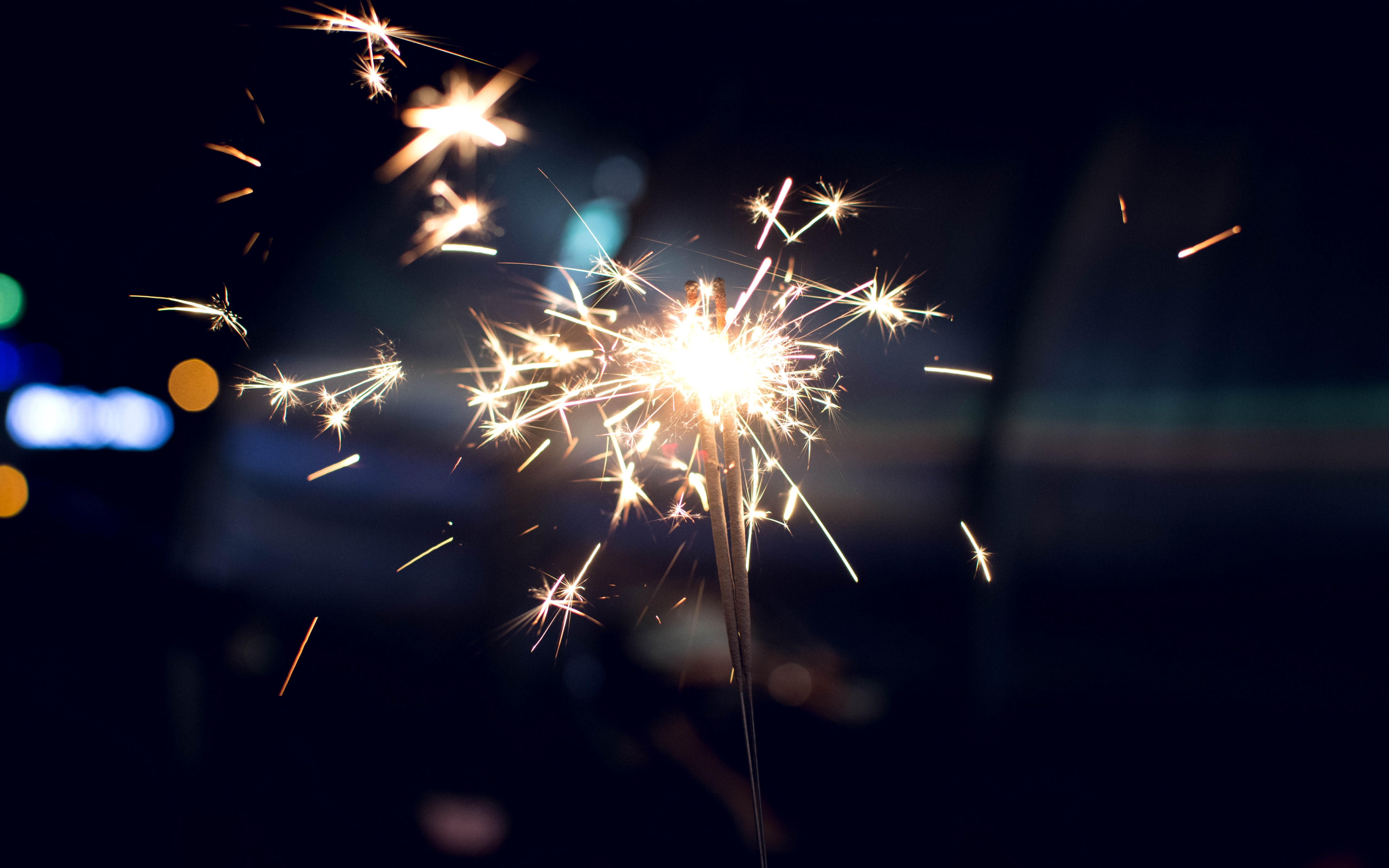Holiday sparklers wallpaper 5120x3200