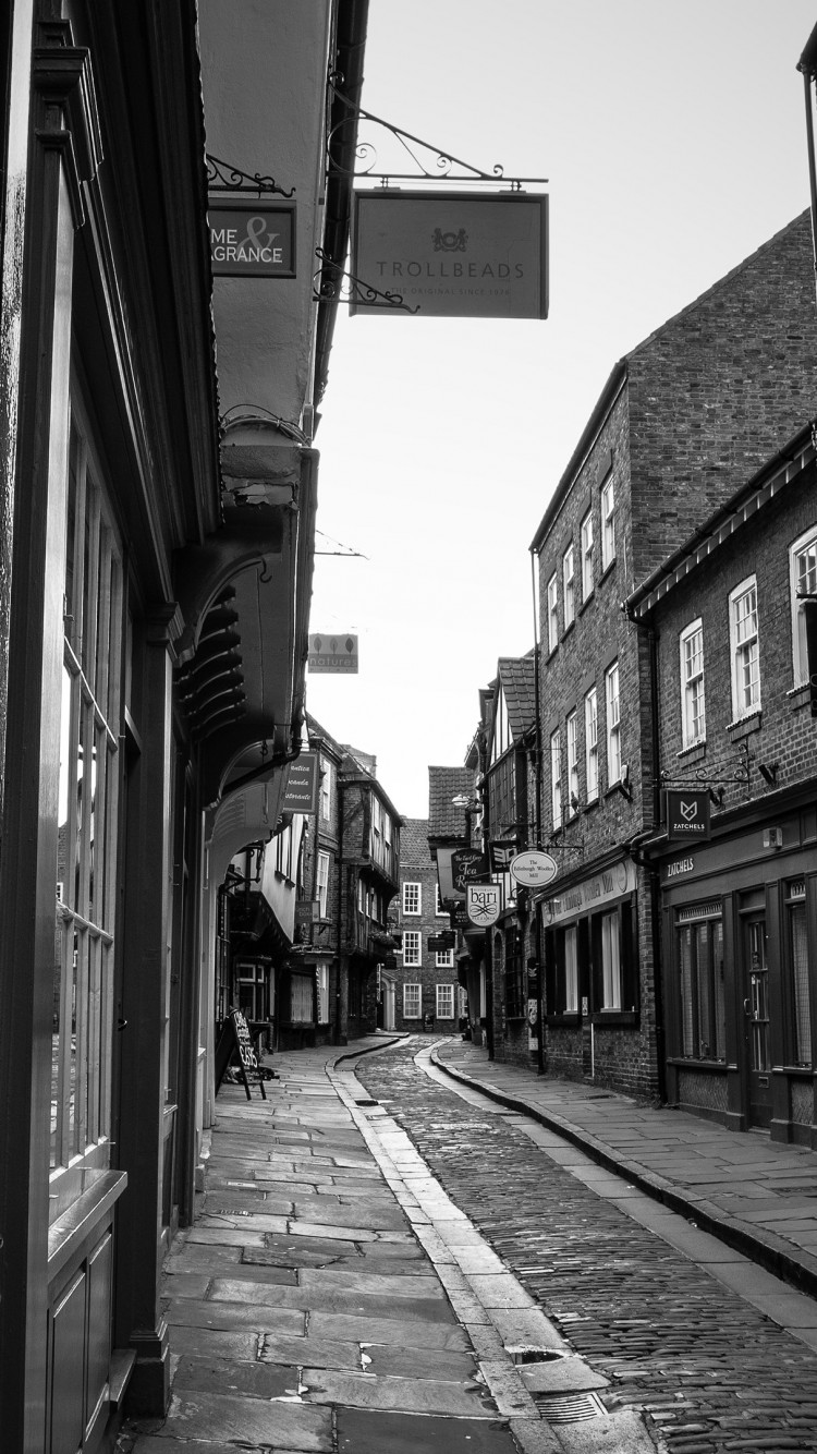 On the streets of York, England wallpaper 750x1334