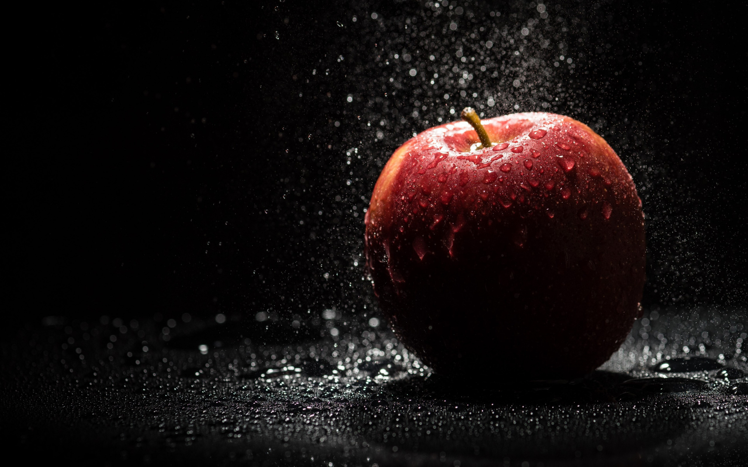 The apple, natural red apple wallpaper 2560x1600