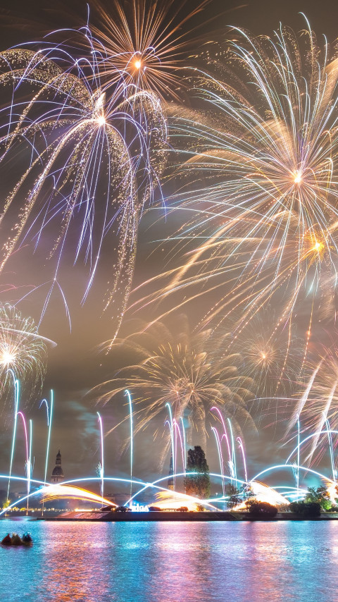 Fireworks in Riga wallpaper 480x854