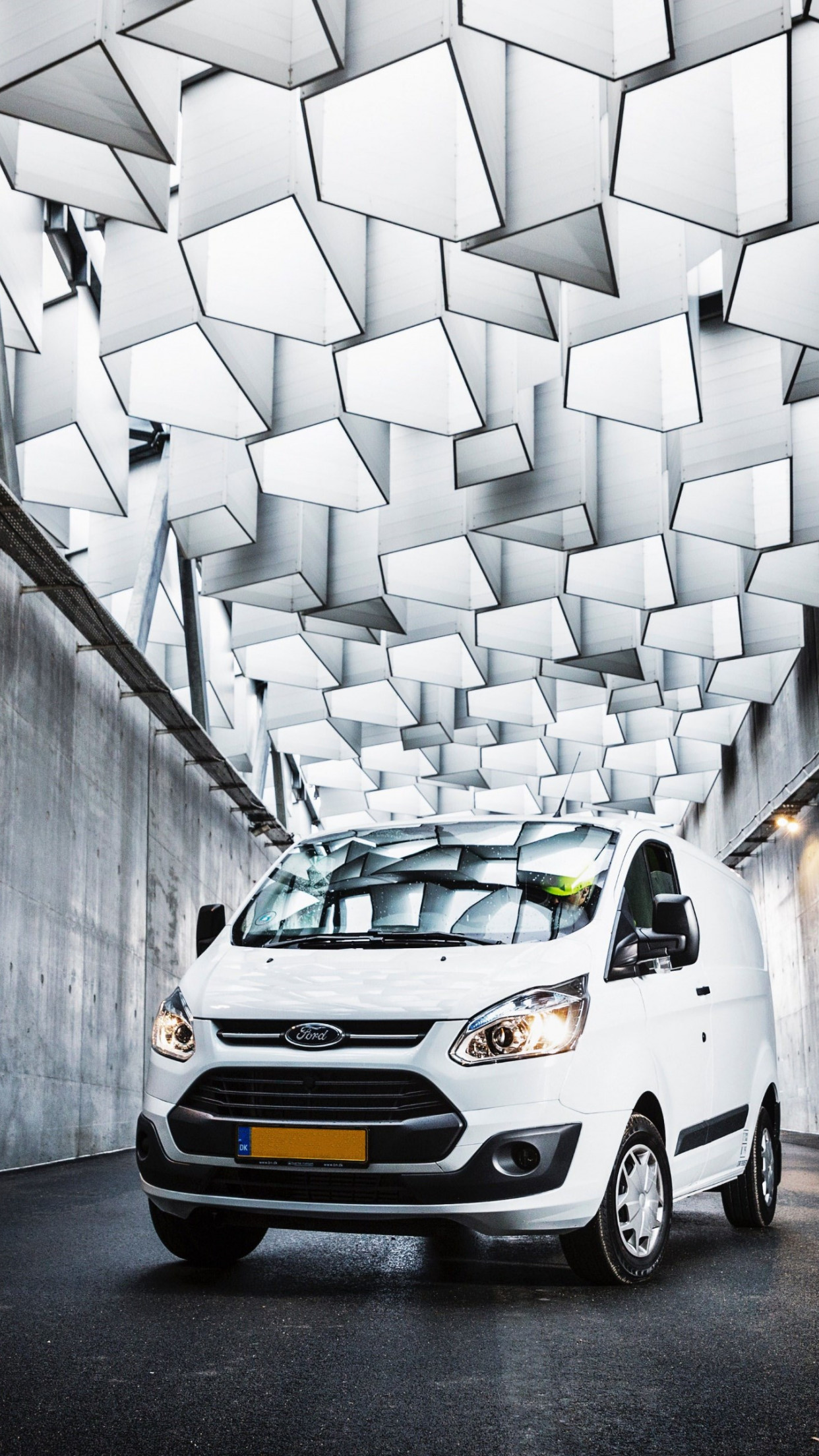 Ford van on the streets of Copenhagen wallpaper 1242x2208