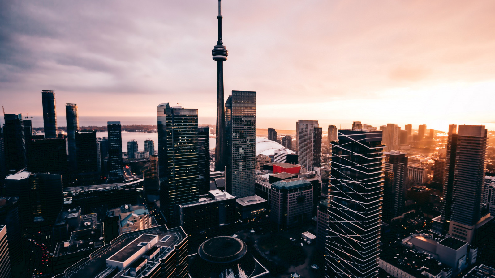 Skyscraper from Toronto wallpaper 1600x900