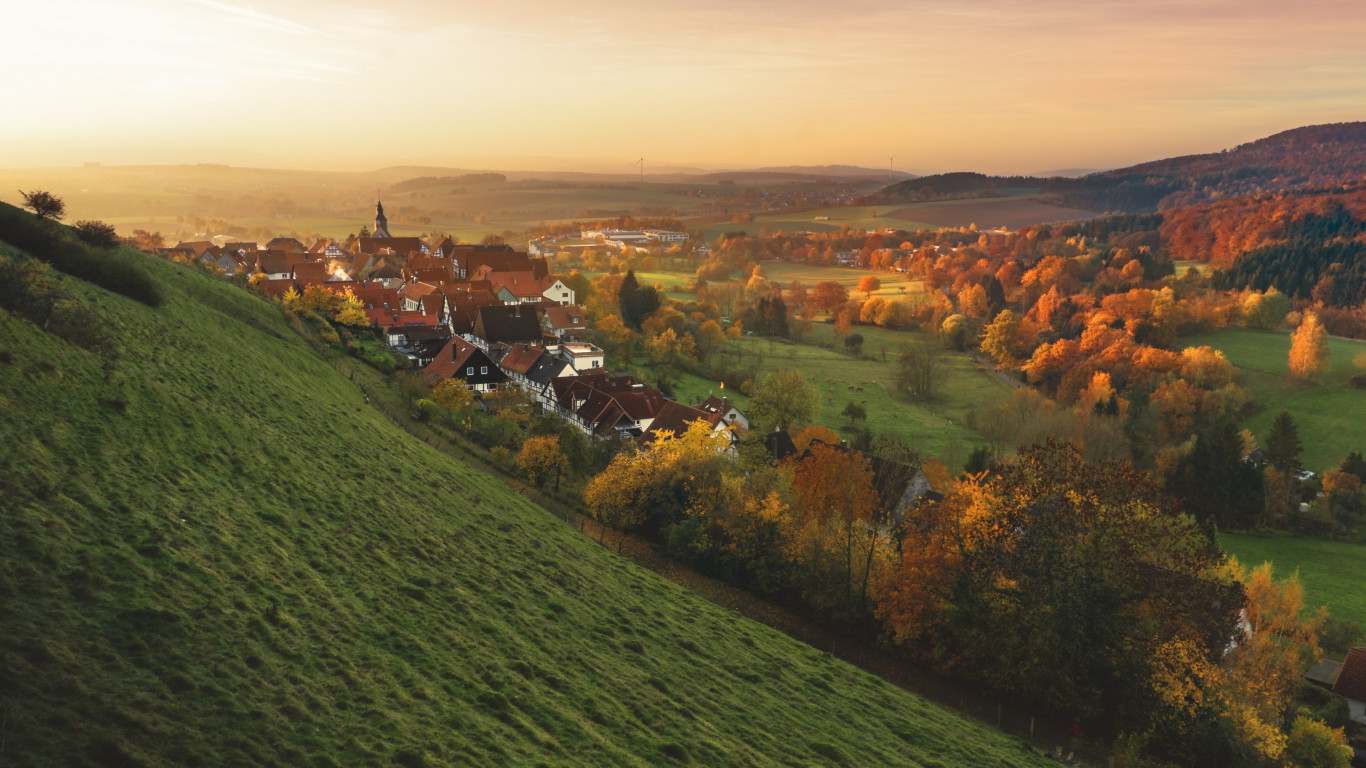 Autumn, sunset, landscape, village wallpaper 1366x768