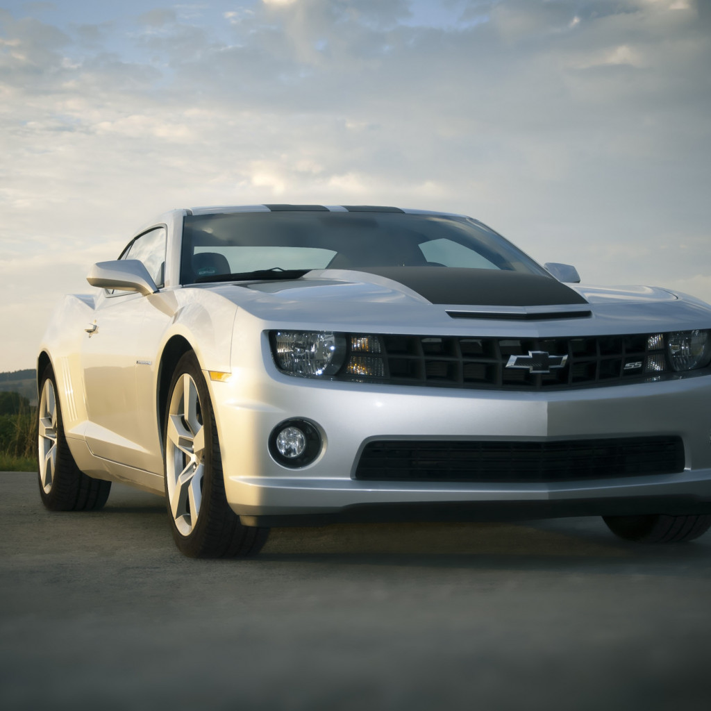 Chevrolet Camaro wallpaper 1024x1024