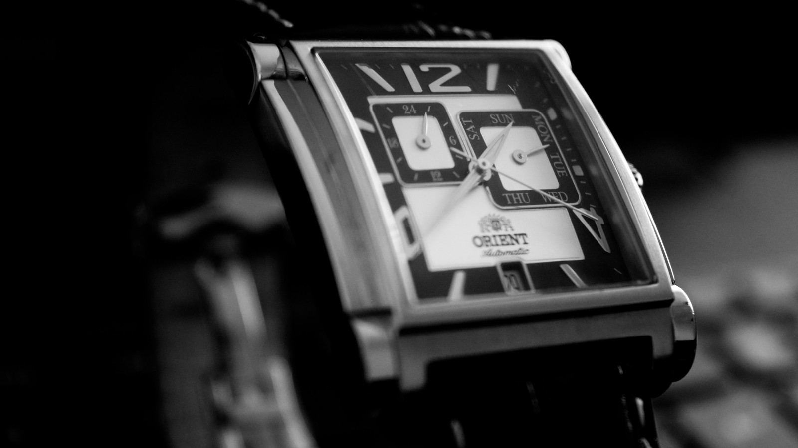 Orient automatic watch wallpaper 1600x900