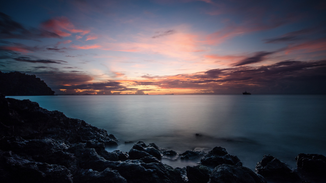 Sunset, rocks, clouds, view from Thailand wallpaper 1366x768