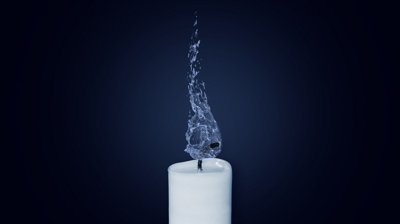 Water Flame. Candlelight wallpaper 1366x768