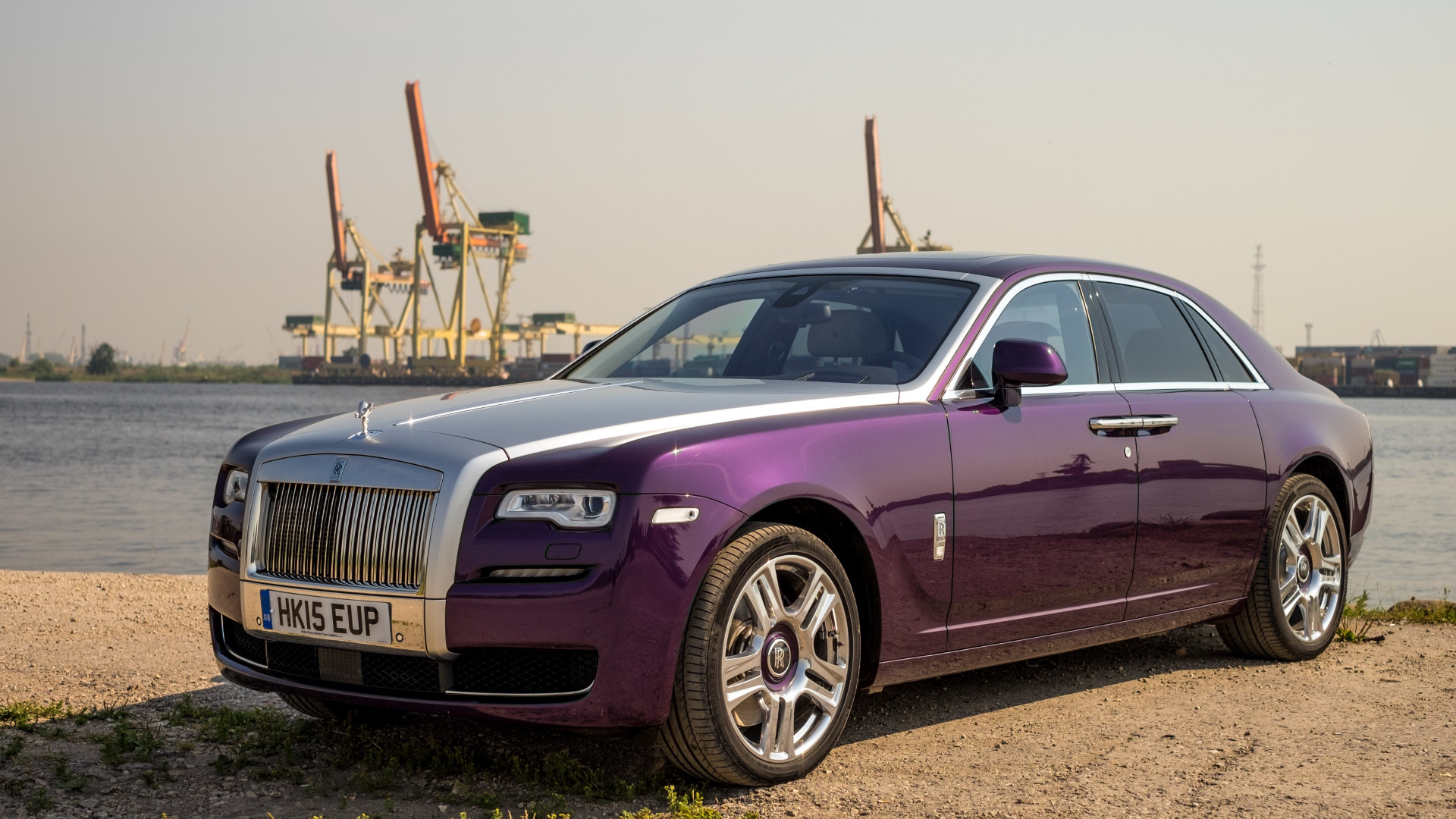 Download Wallpaper Rolls Royce Ghost 1920x1080