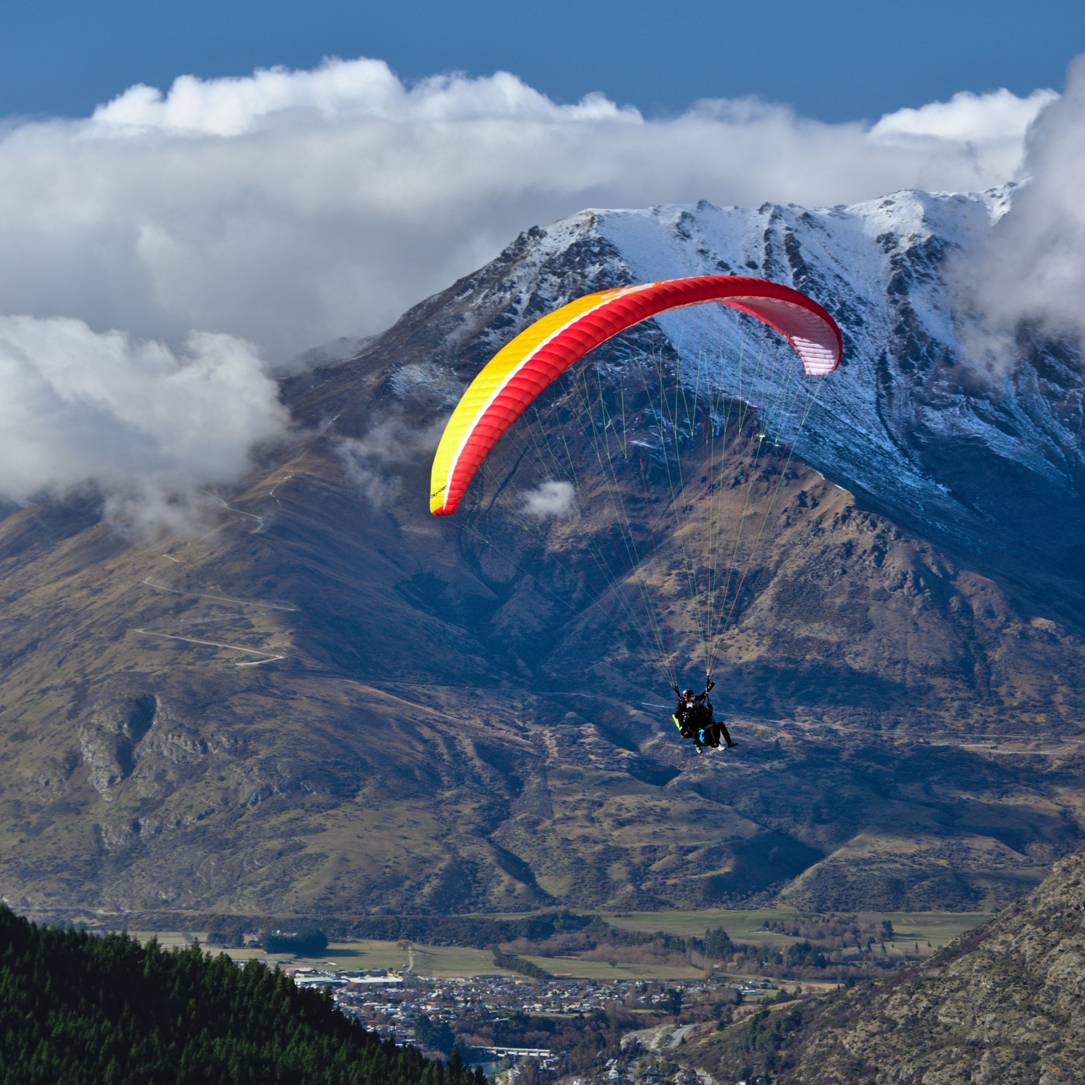 Paraglider up in the sky wallpaper 2224x2224