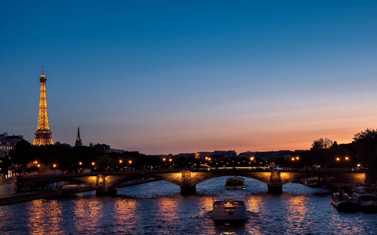Paris at sunset wallpaper 1440x900