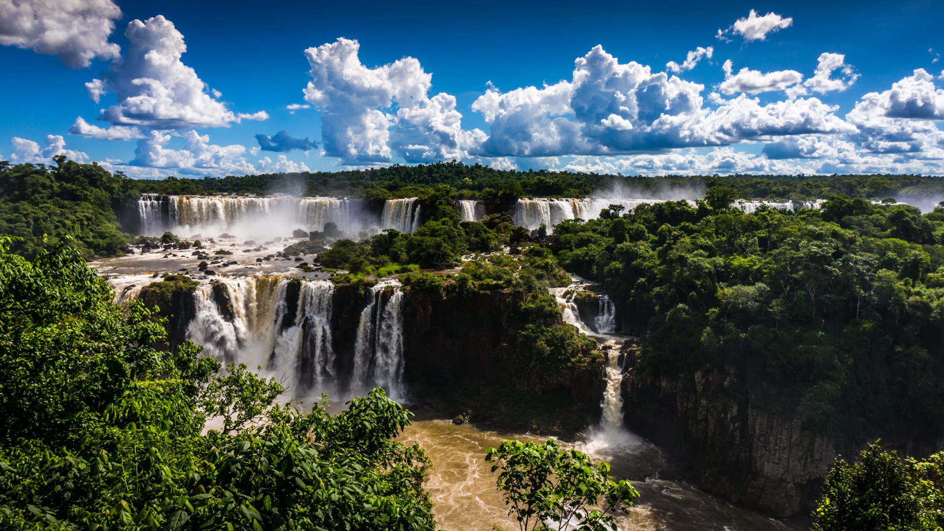 Brazilian side of Iguazu Falls wallpaper 1920x1080