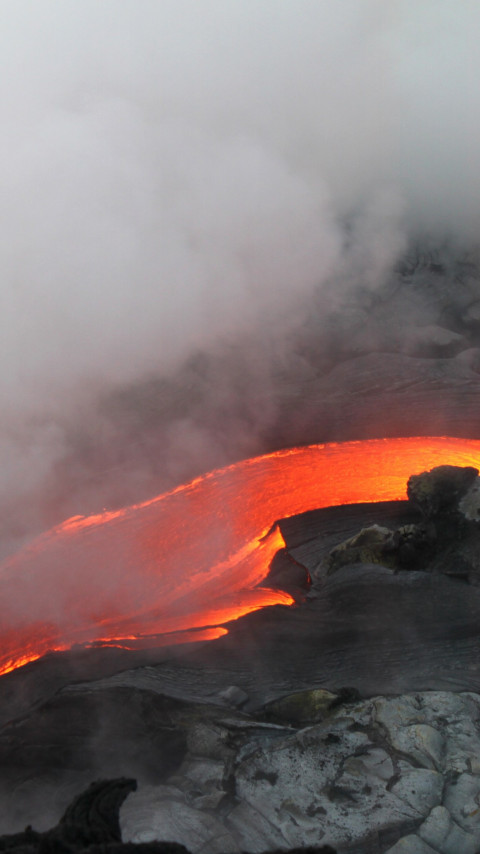 Flowing hot lava wallpaper 480x854