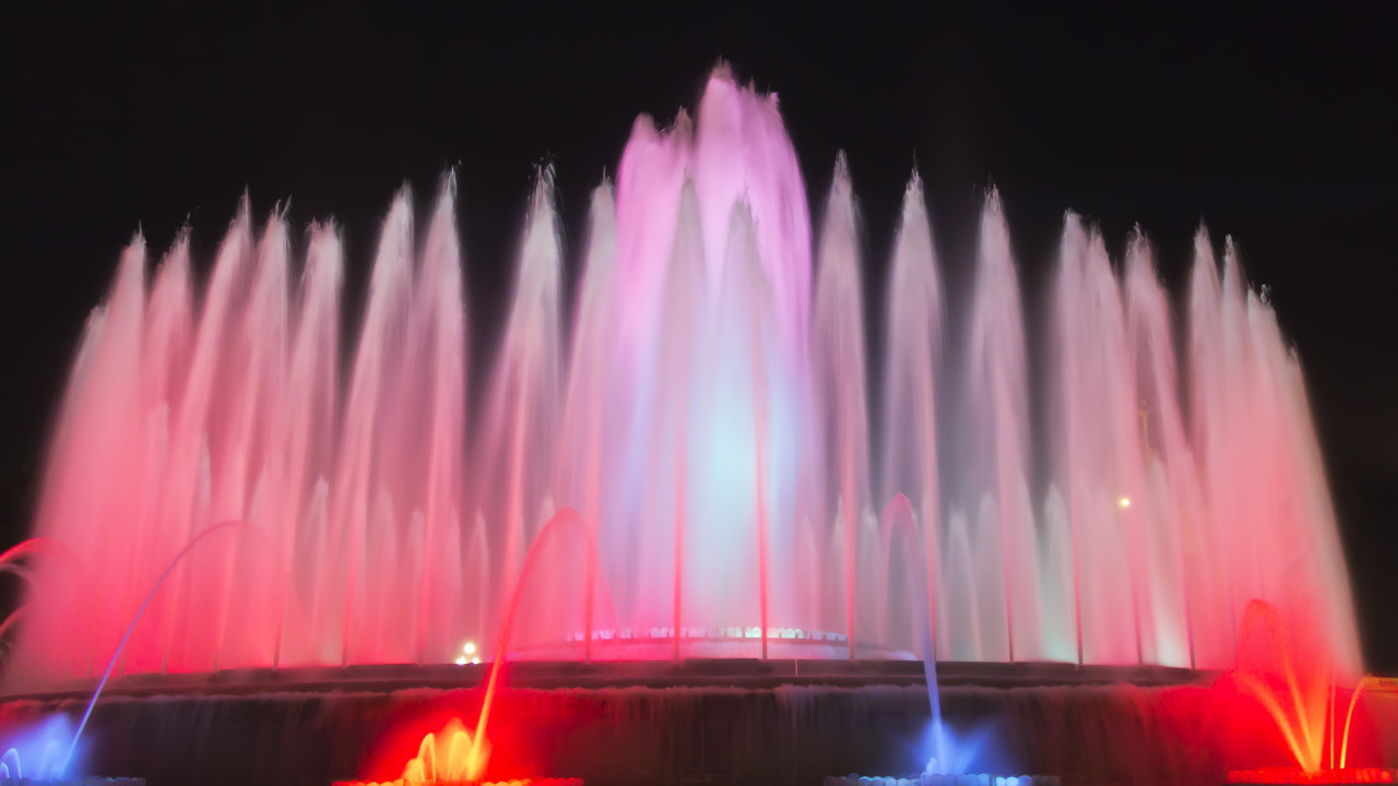 Fountains in Barcelona wallpaper 1280x720
