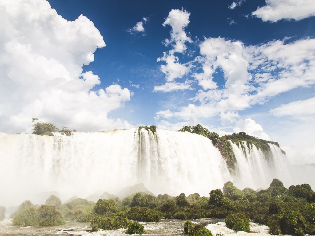 Iguazu waterfalls wallpaper 1024x768