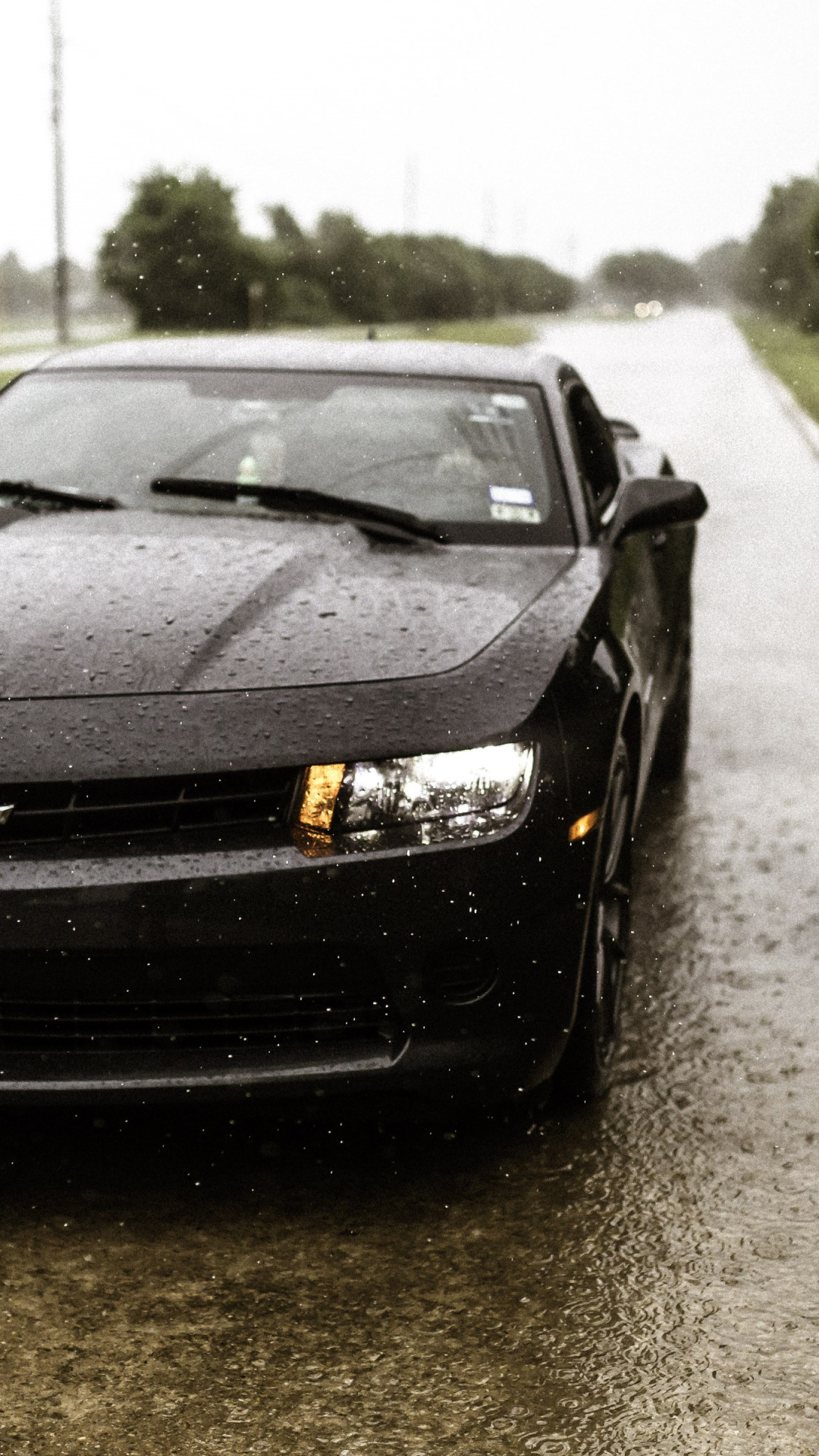 Rain on Chevrolet Camaro wallpaper 1080x1920