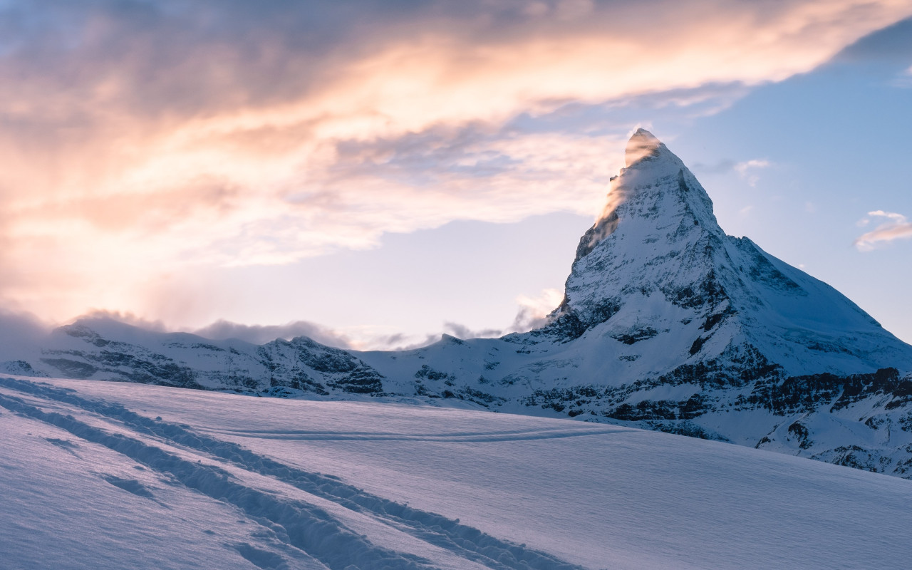 Swiss Alps. Matterhorn mountain peak wallpaper 1280x800