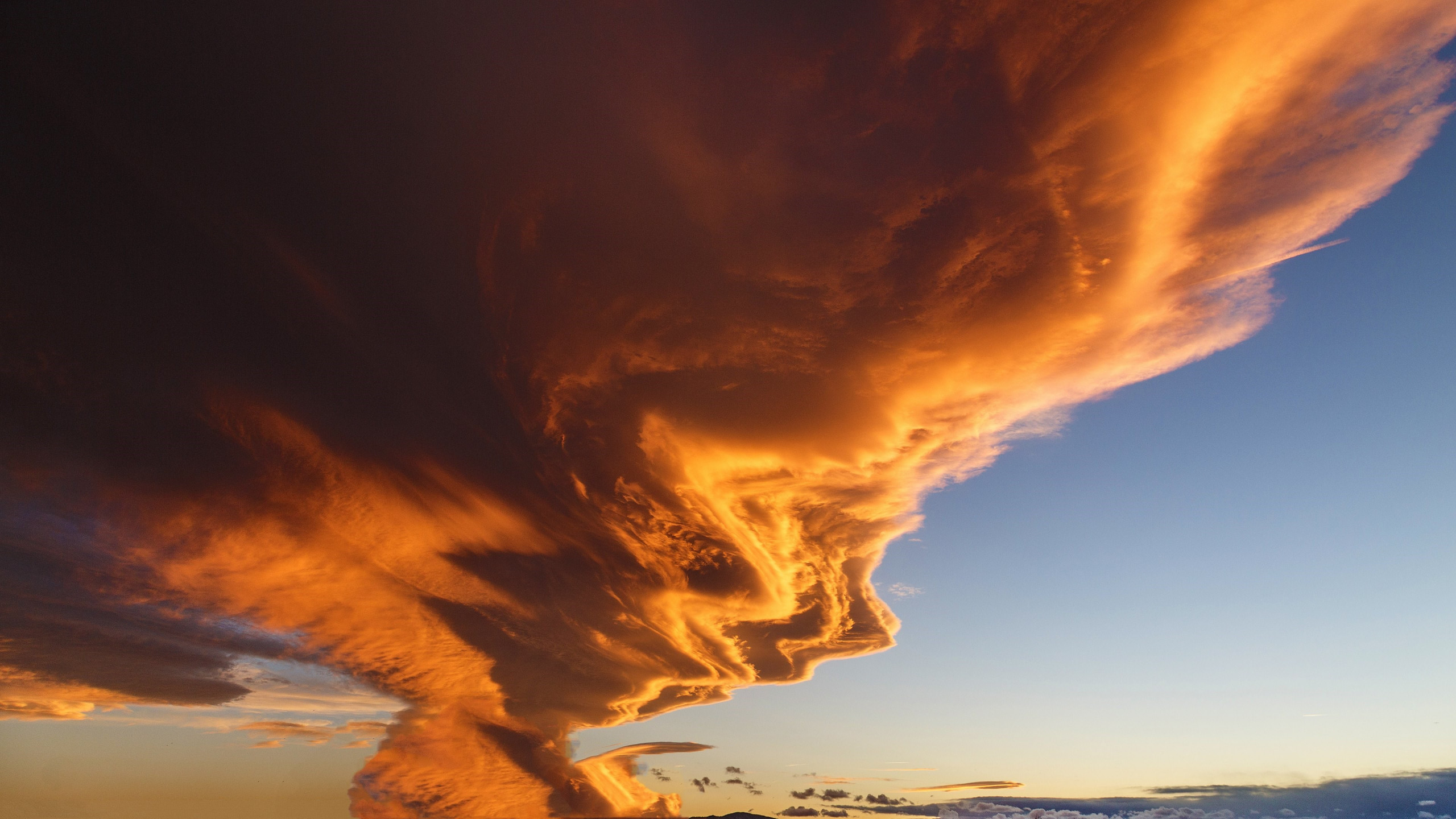 Clouds of fire wallpaper 2560x1440