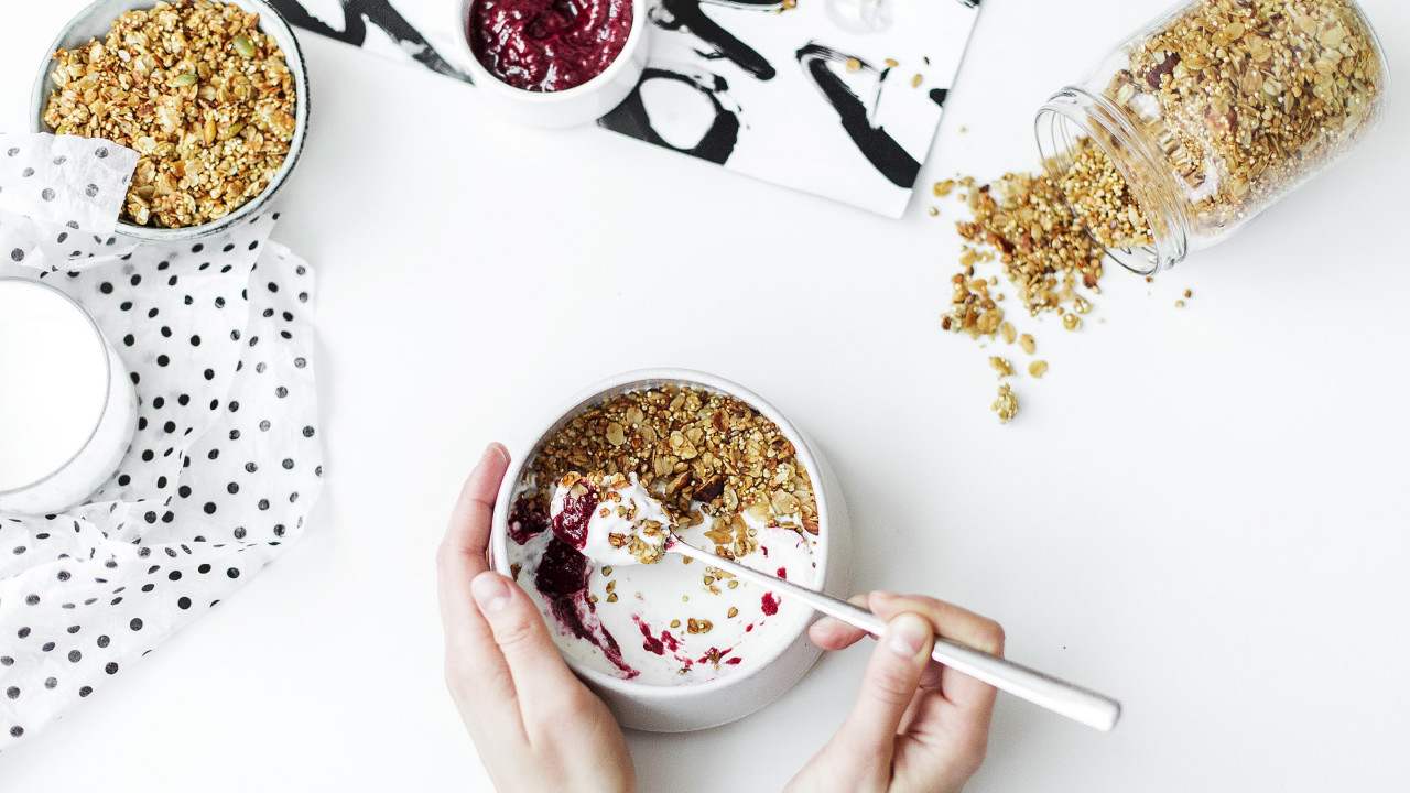 Healthy breakfast with seeds and yogurt wallpaper 1280x720