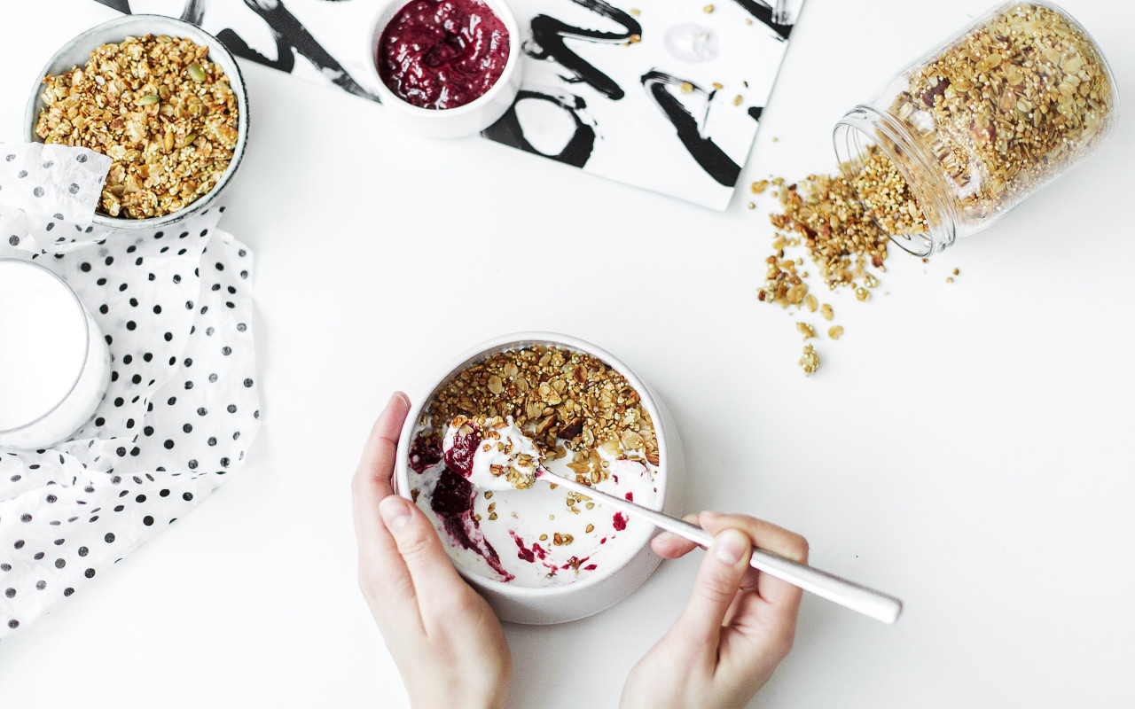 Healthy breakfast with seeds and yogurt wallpaper 1280x800