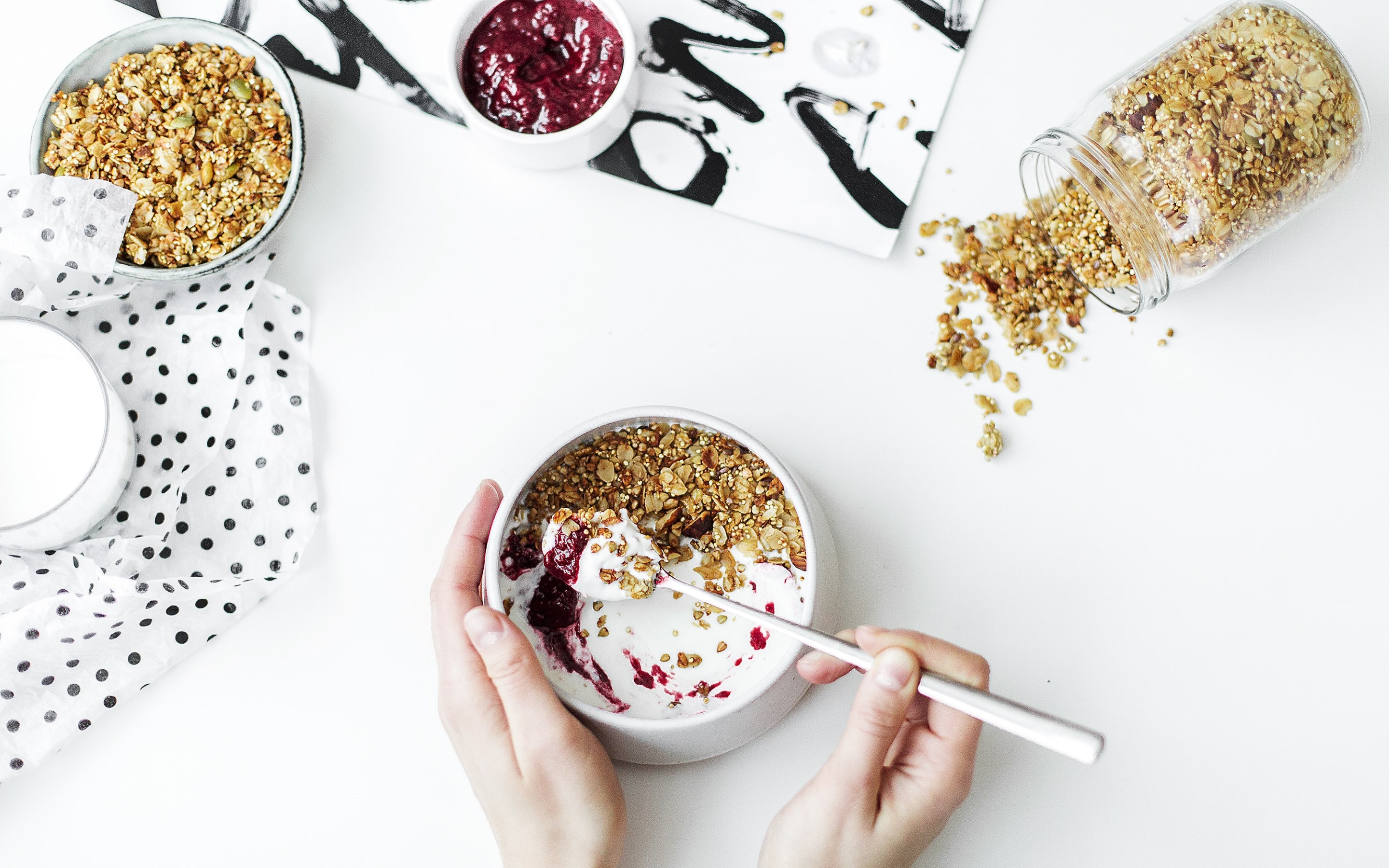 Healthy breakfast with seeds and yogurt wallpaper 2880x1800