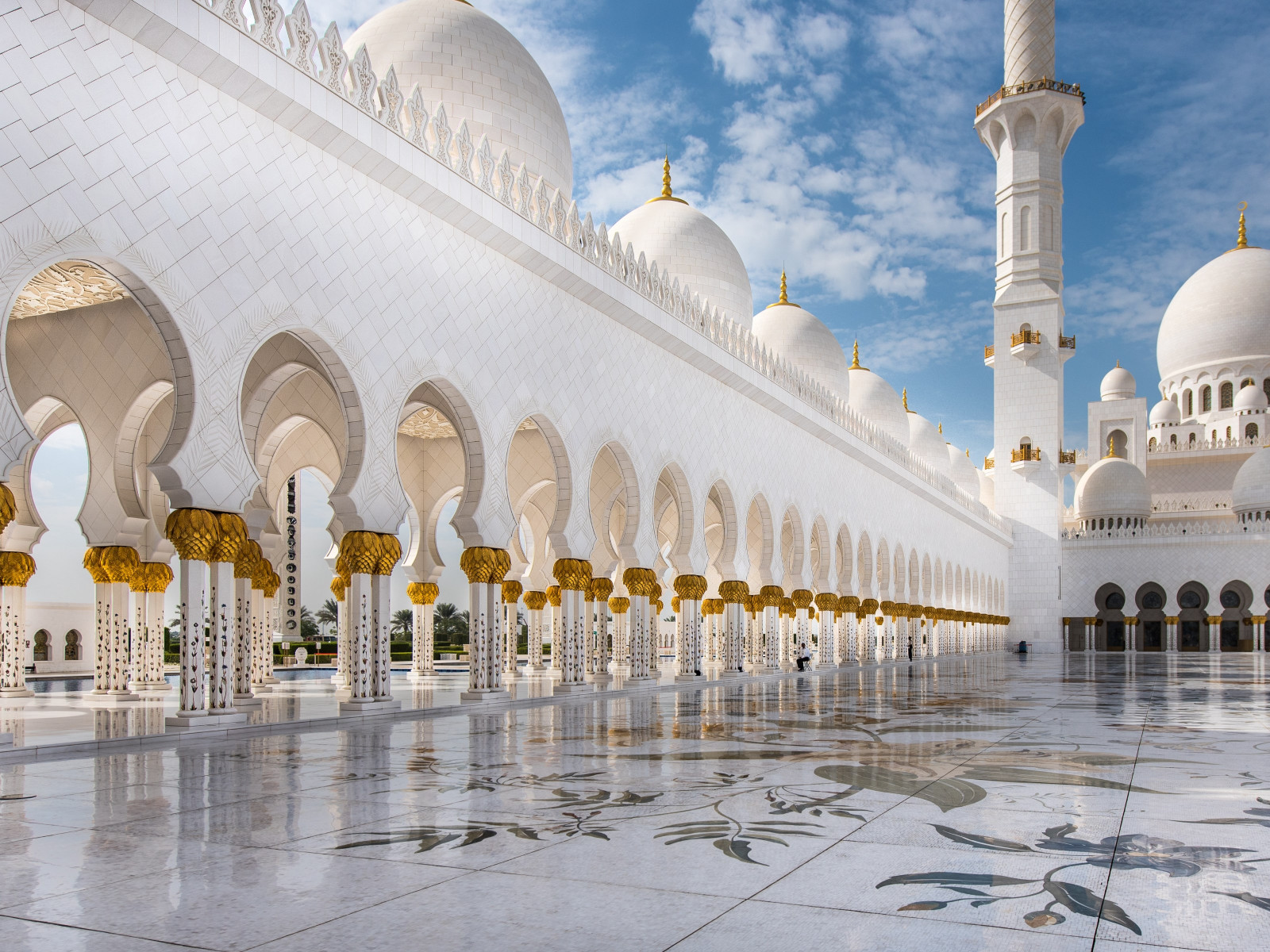 The architecture of Sheikh Zayed mosque wallpaper 1600x1200