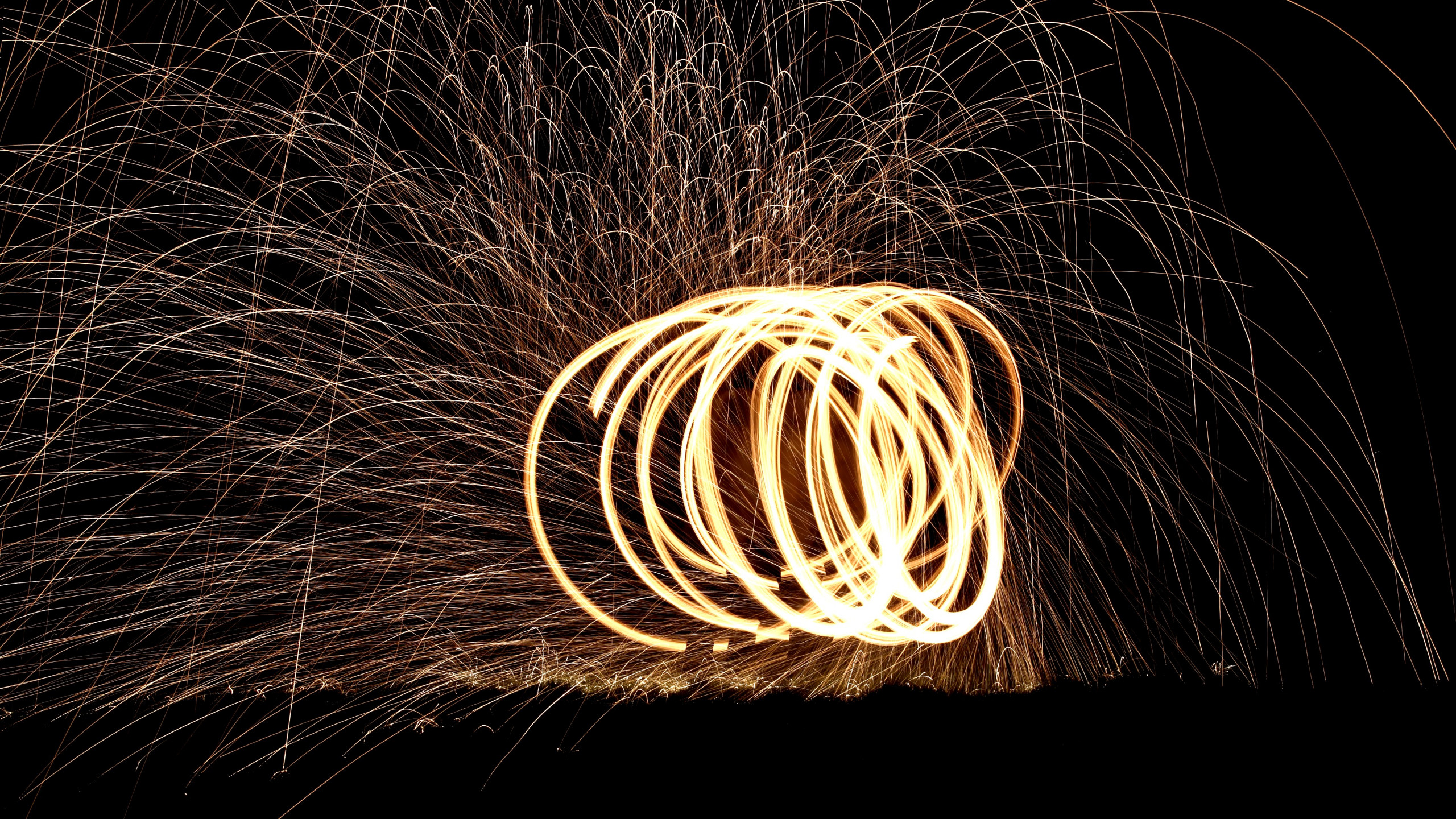 Spinning wire wool wallpaper 2560x1440