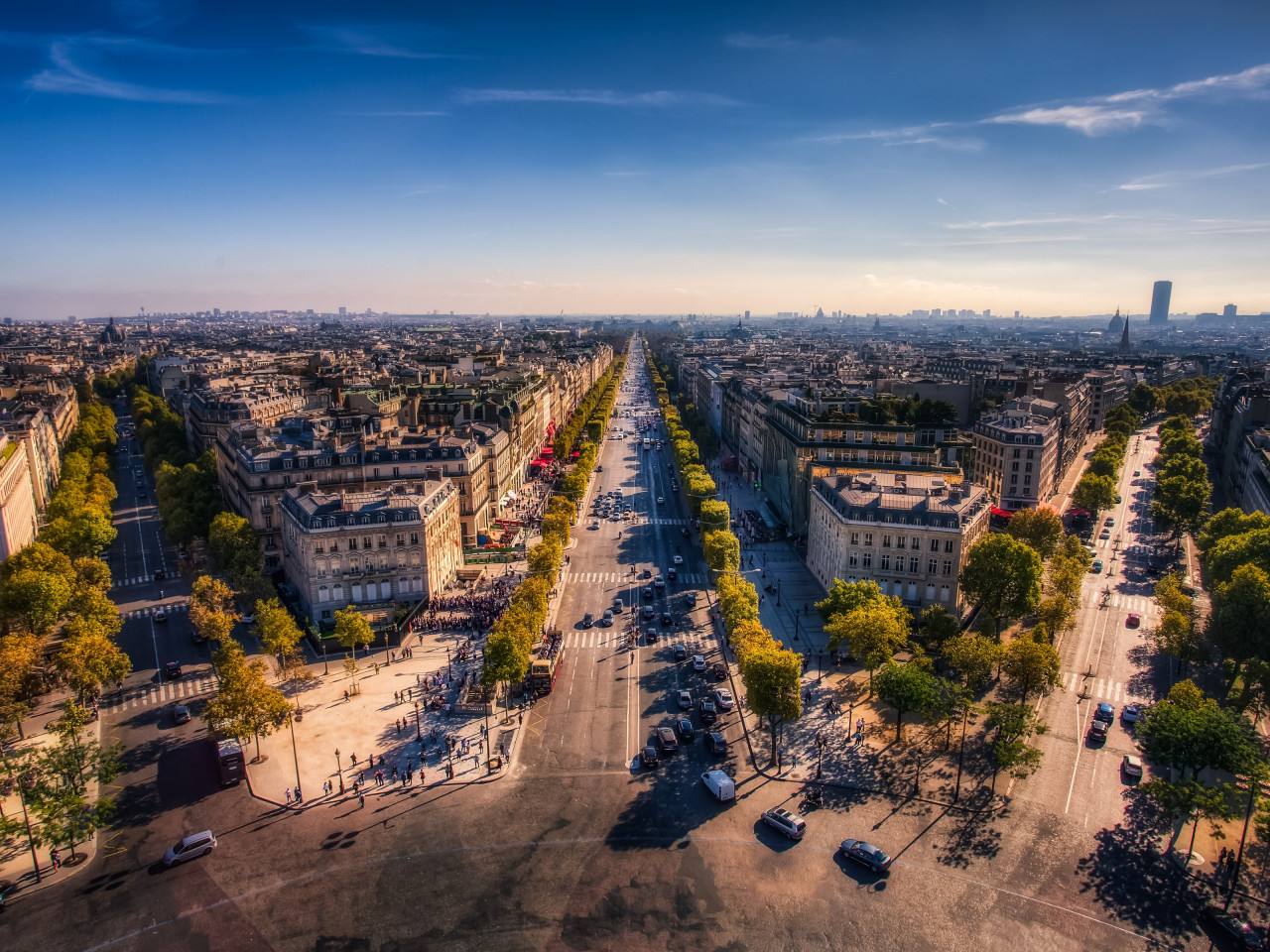 Champs Elysees. Paris, France wallpaper 1280x960