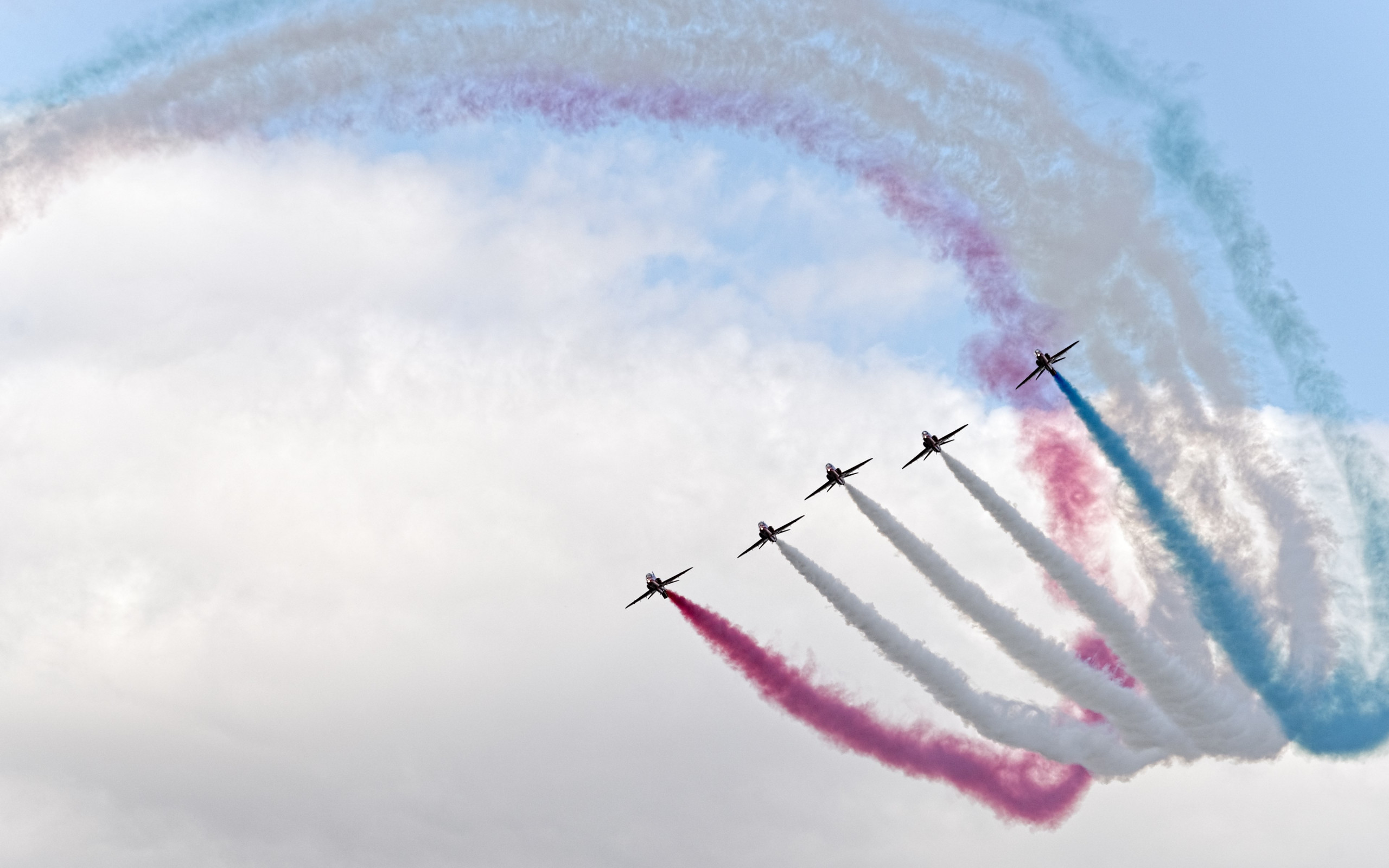 Red Arrows at Sywell Air Show wallpaper 2560x1600
