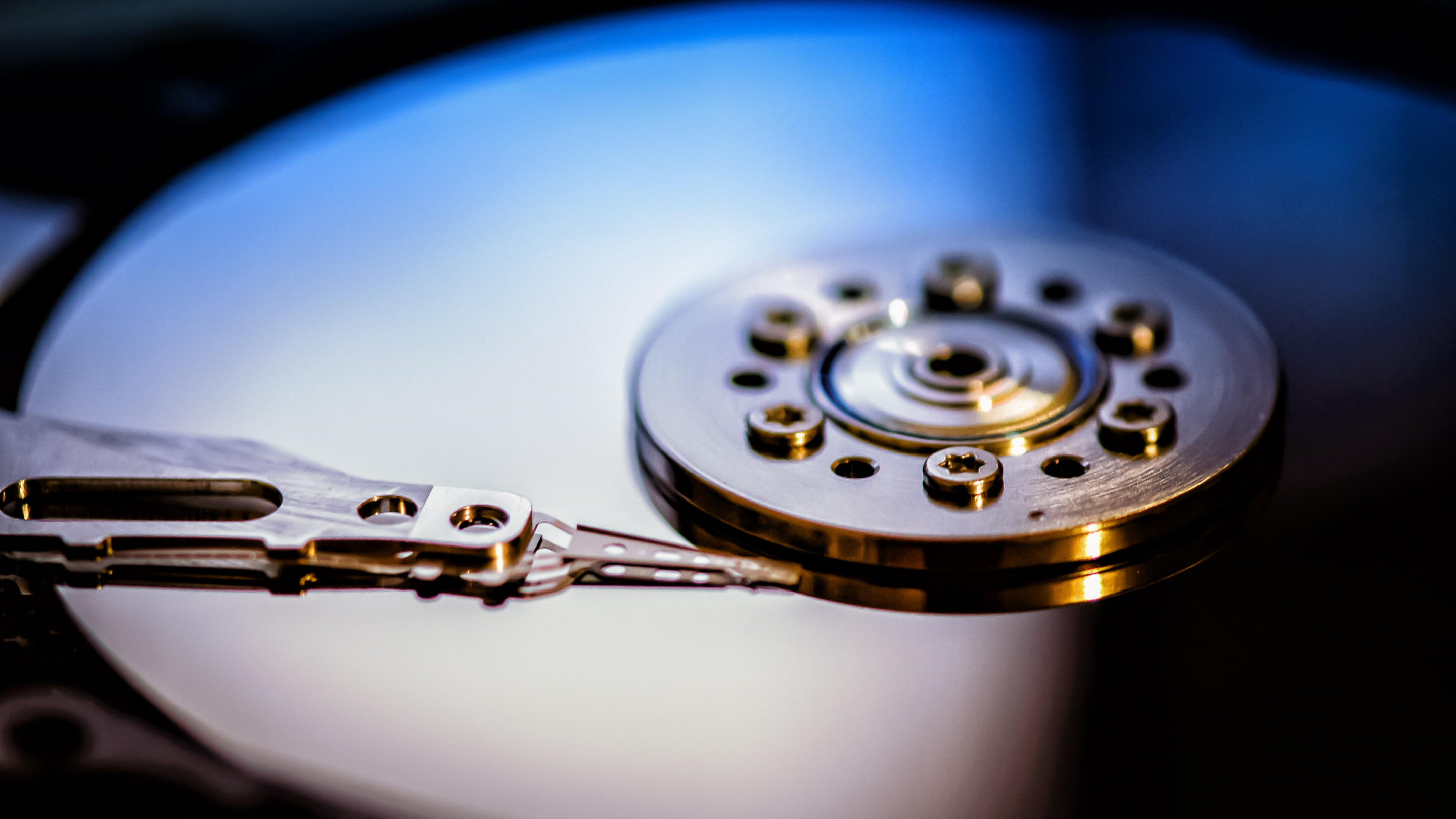 Hard disk drive wallpaper 2880x1620