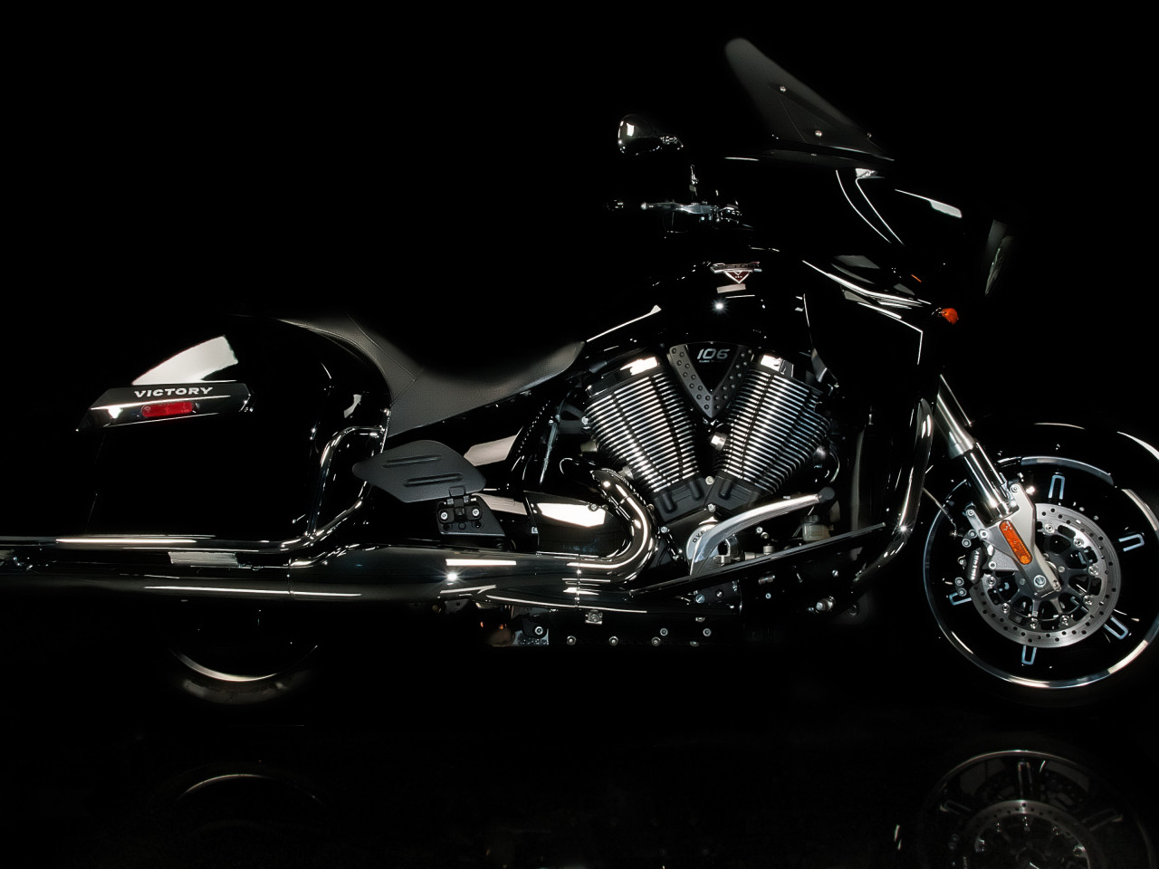 Victory motorcycle wallpaper 1280x960