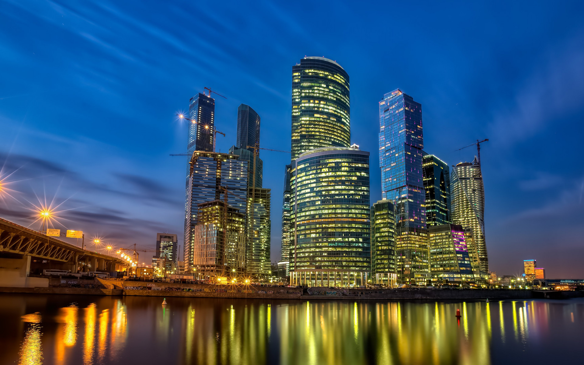 Moscow at dusk wallpaper 1280x800