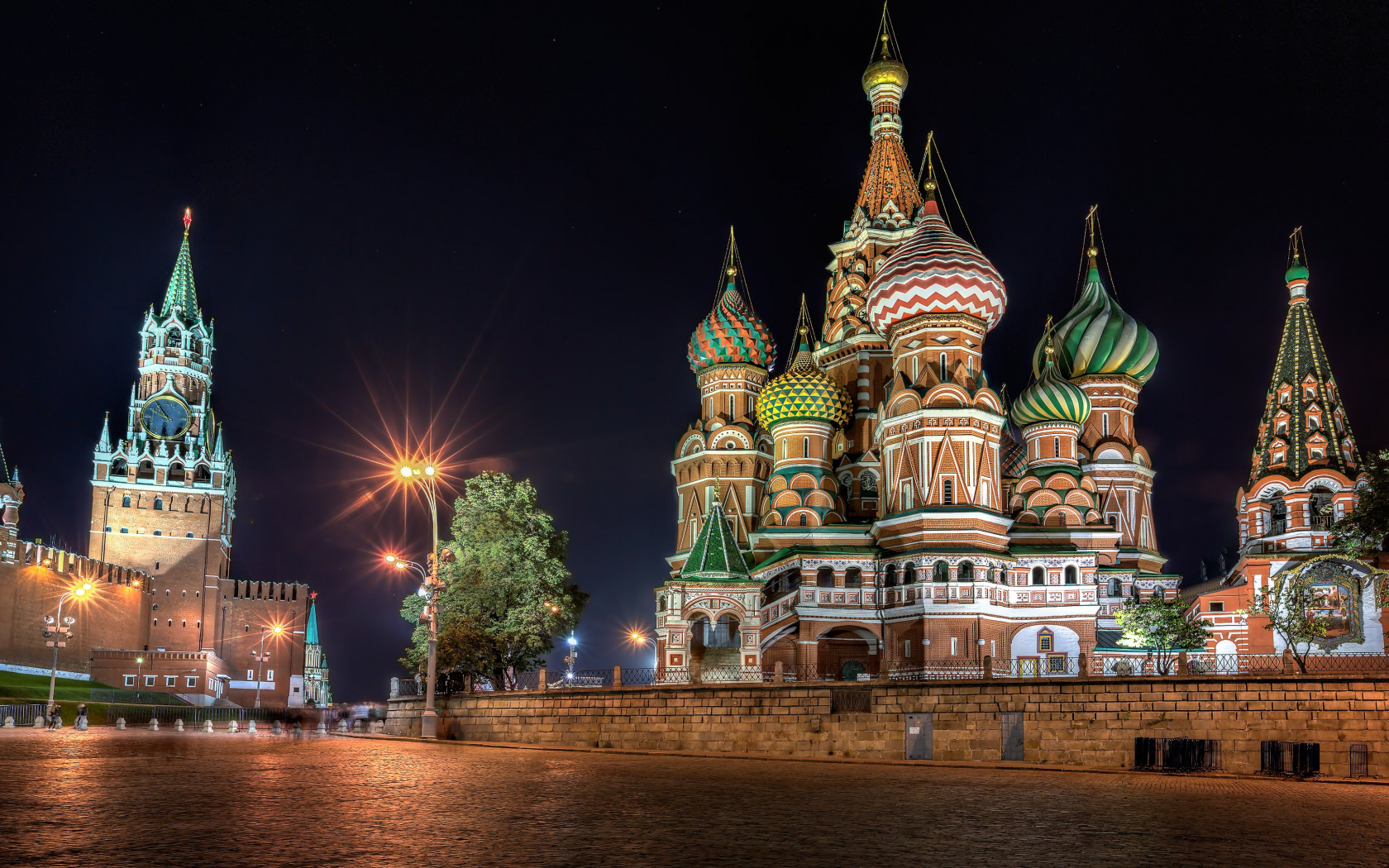 Red Square, Moscow wallpaper 1680x1050